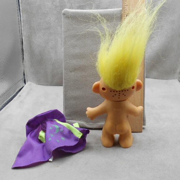 Vintage Toymax 1992 Wizard Troll Doll Eye's Light Up Yellow Hair No Sound - Picture 5 of 10